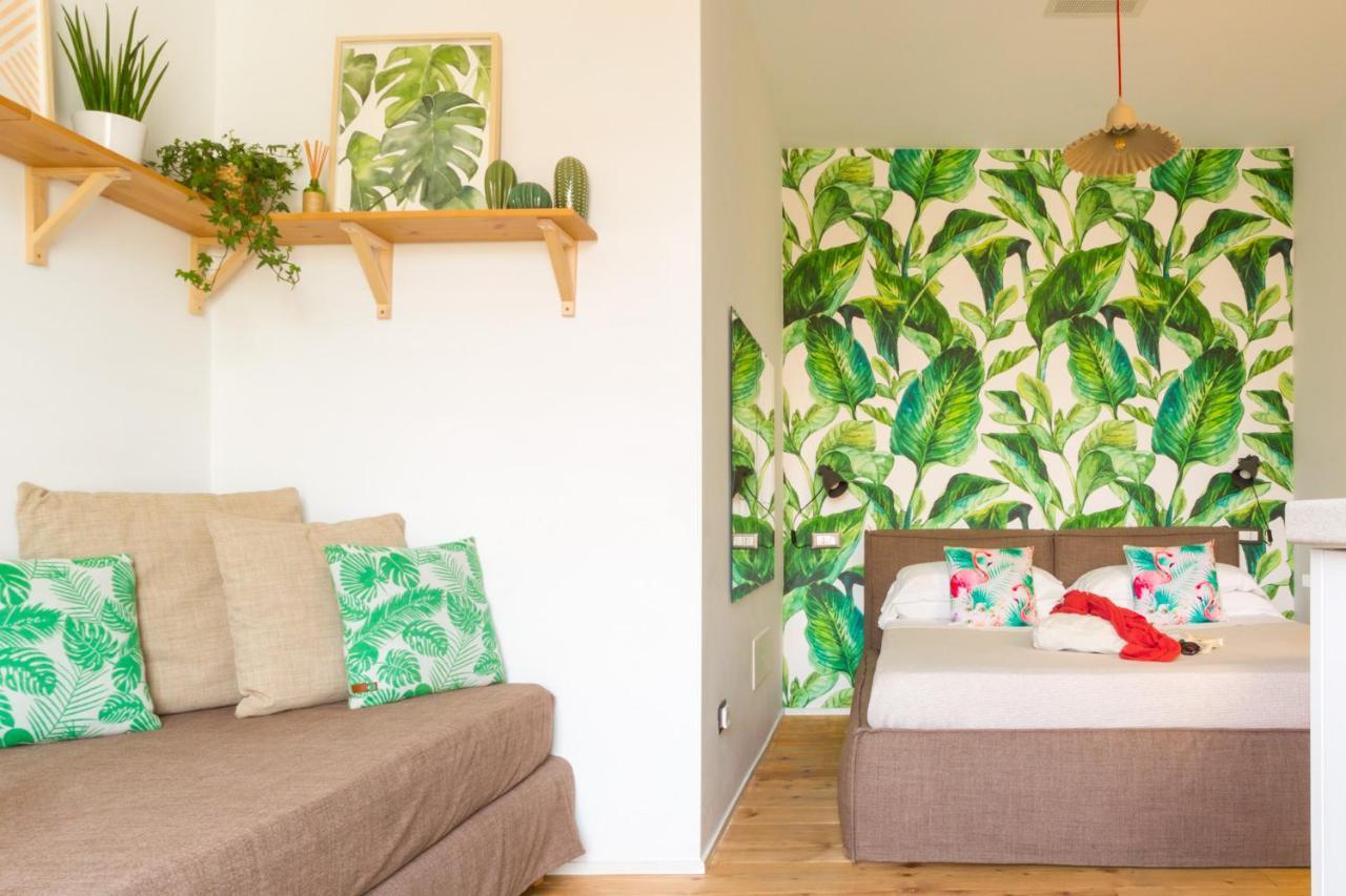 Duomo Views, Light, Jungle-Inspired Studio With Terrace Milão Exterior foto