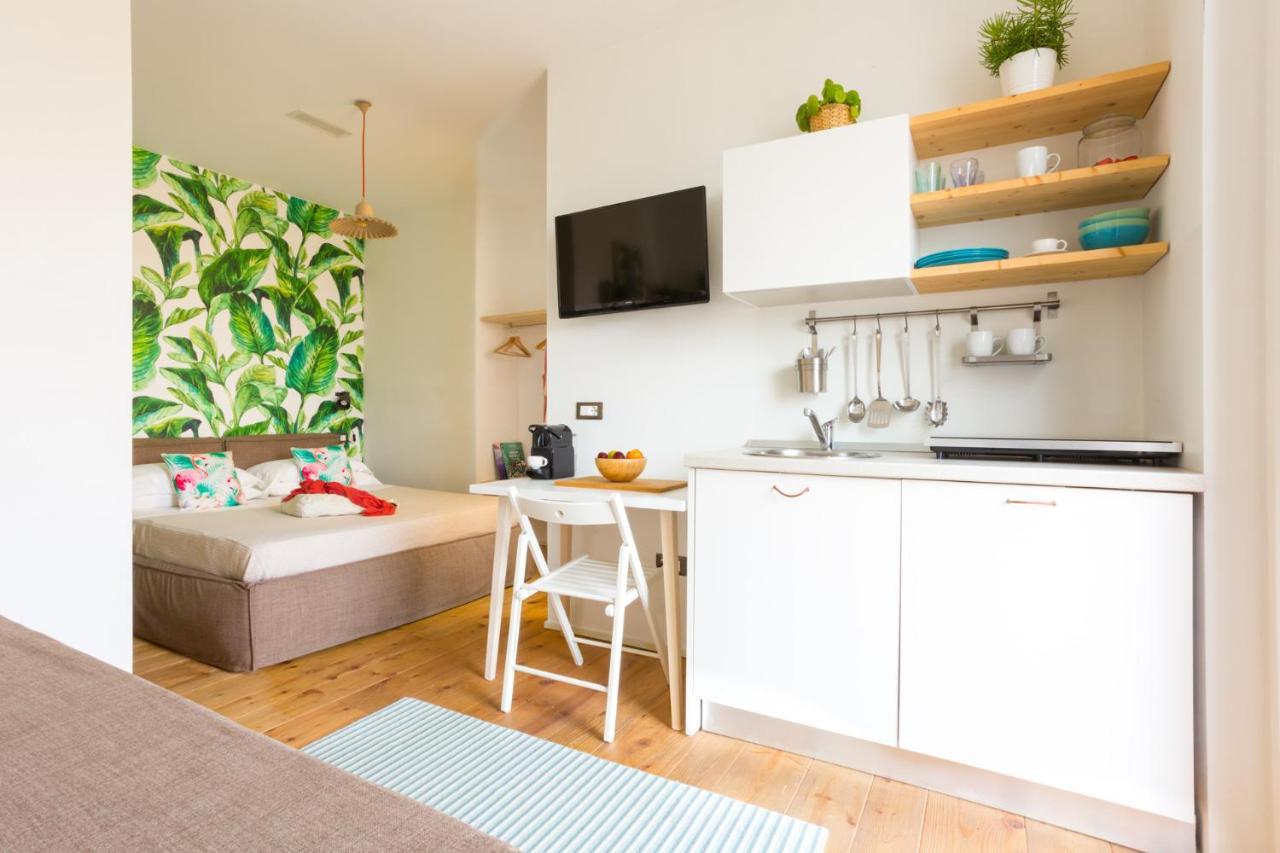 Duomo Views, Light, Jungle-Inspired Studio With Terrace Milão Exterior foto